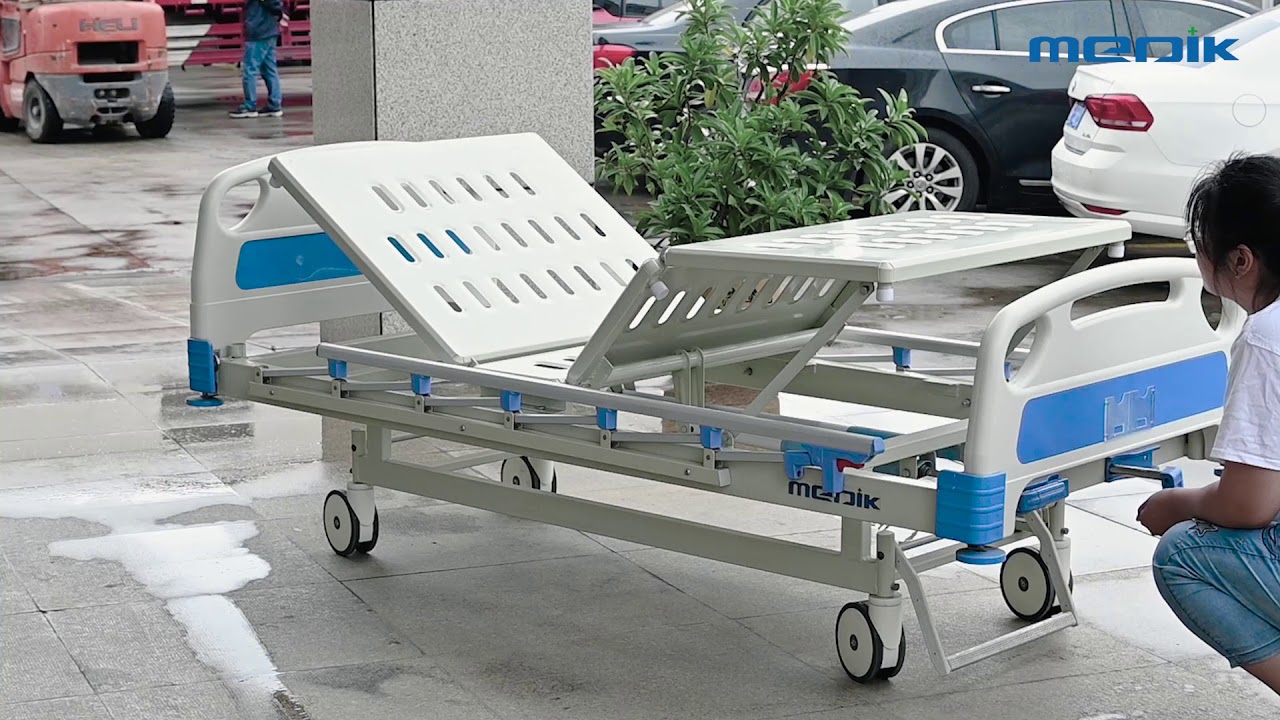 Two crank manual hospital  bed YA-M2-3