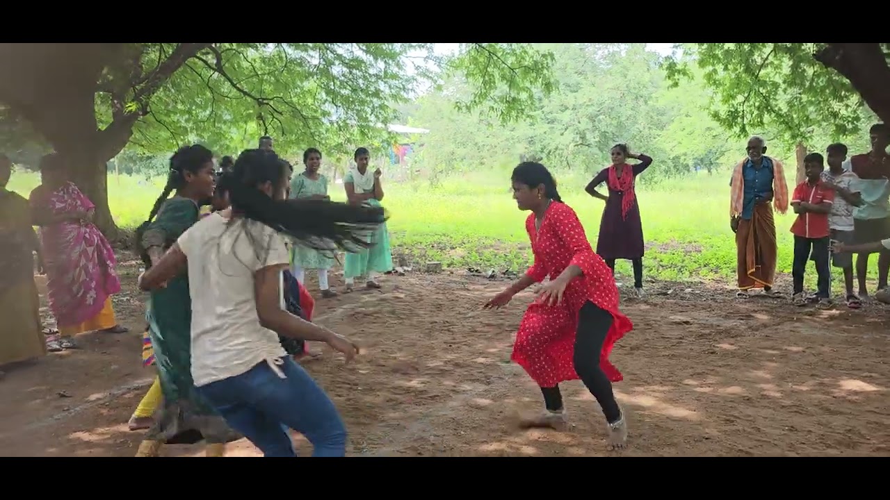 தண்டல்காரன்பட்டி கபடி போட்டியில் dharshini and HASHINI  மதுரை LAKSHMI SCHOOL VEERAPANCHAN STUDENTS
