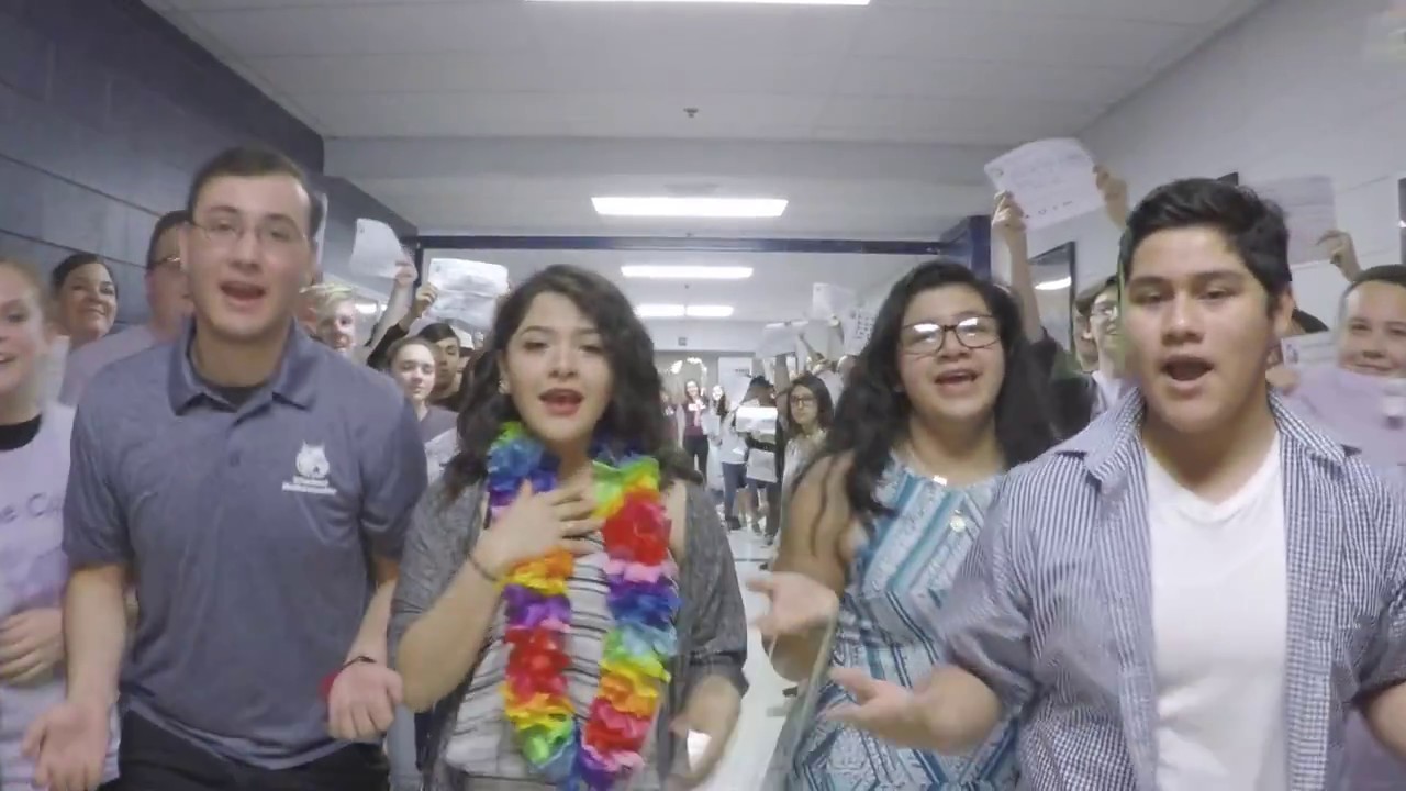 West Chicago Community High School Lip Dub 2017 - WeGo Vivir