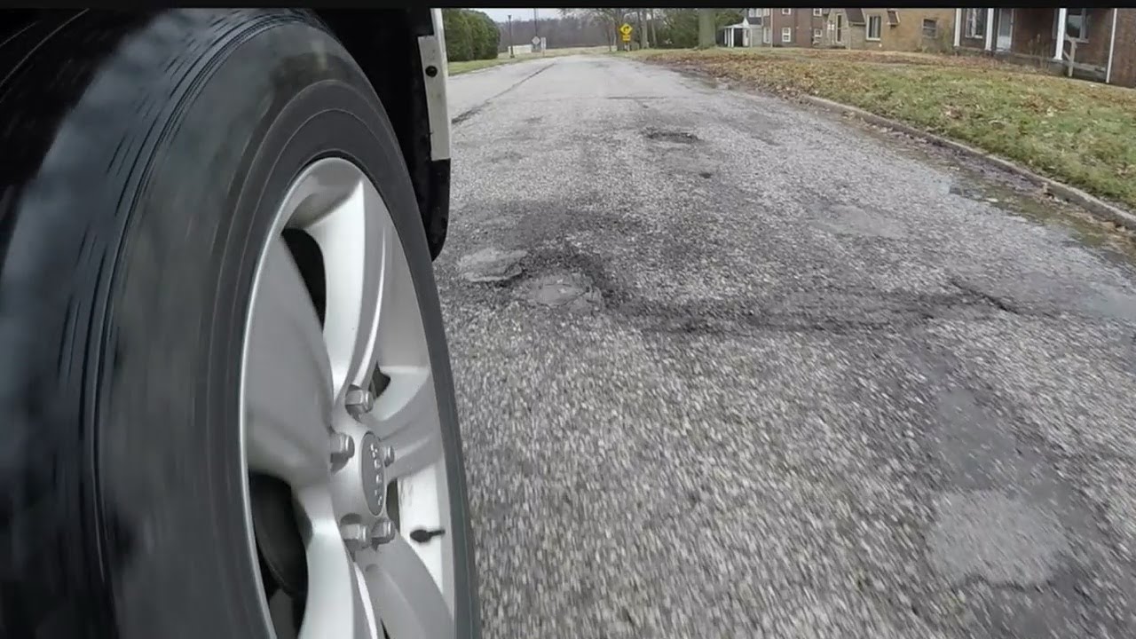 Potholes: Expert says speed, distance and strategy ensures smooth ride