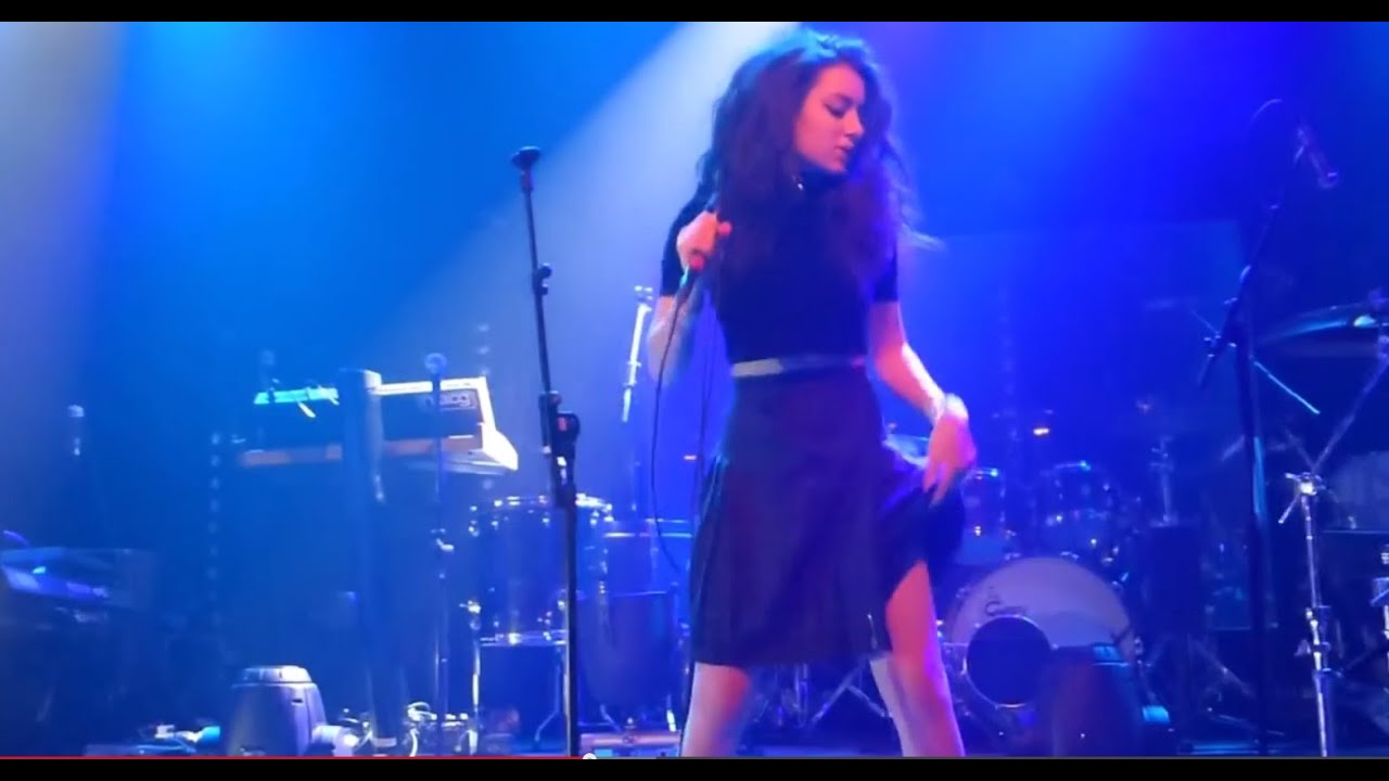 CHARLI XCX - FULL CONCERT - LIVE - Stockholm 2013 Debaser 13 april