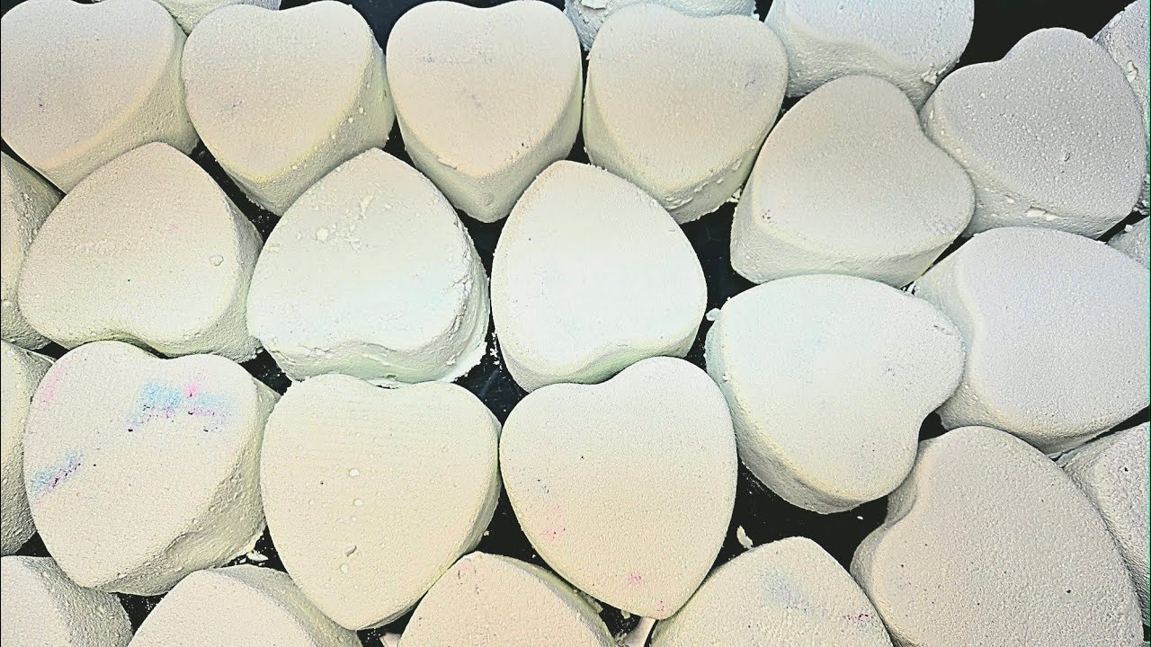 White Heart Reforms Collab with @ChalktasticAsmr1  | Powder Play |Sifting | Satisfying | ASMR  Dusty