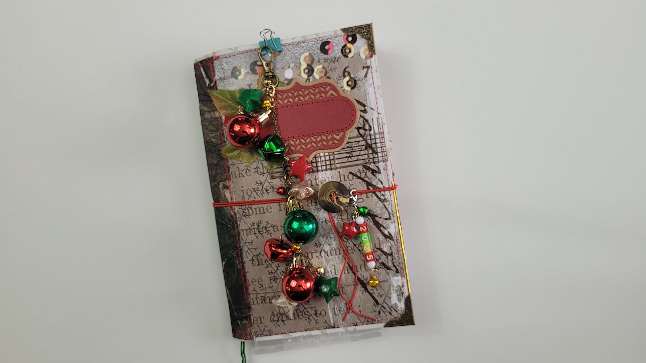 A Woodsy Christmas Junk Journal Flip Through