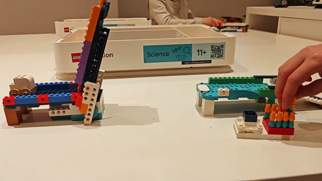 Draw bridge with LEGO Science 