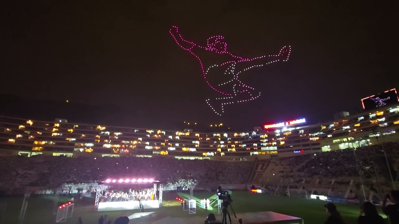 Show de Drones en la Noche Crema 2025