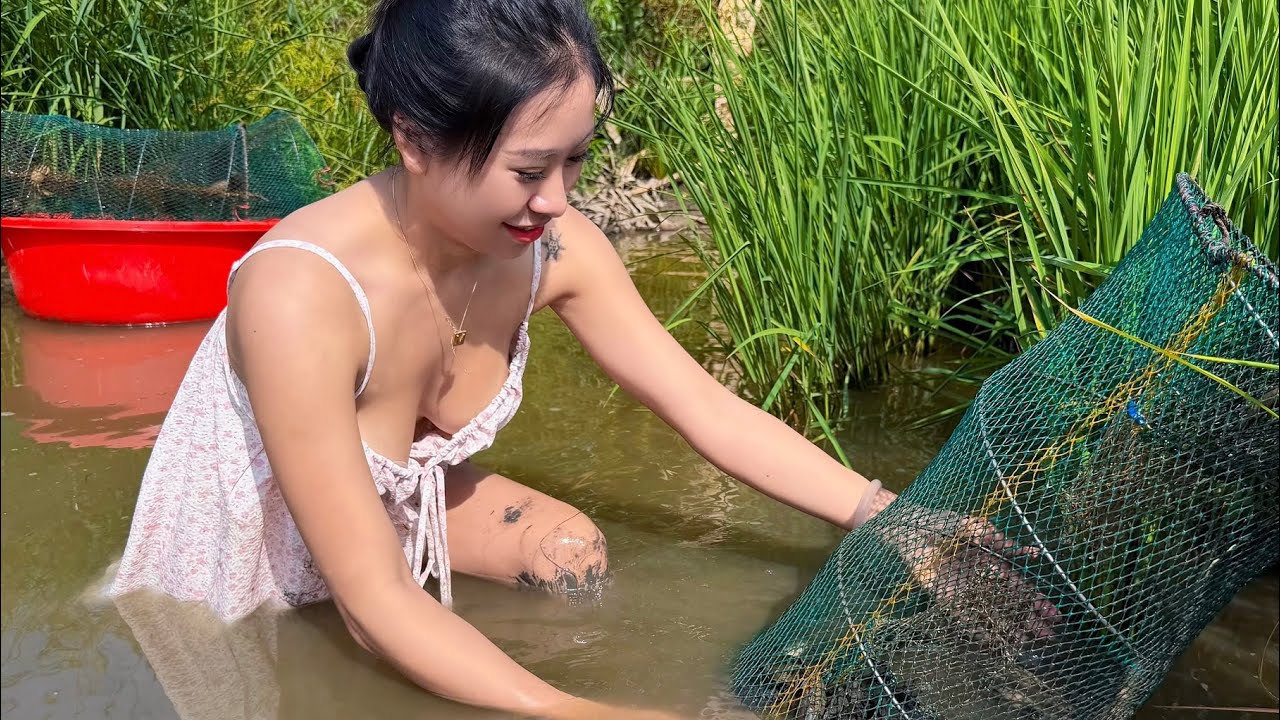 Hết Hồn Khi Đặt Lợp Cá Dính Đầy Lợp