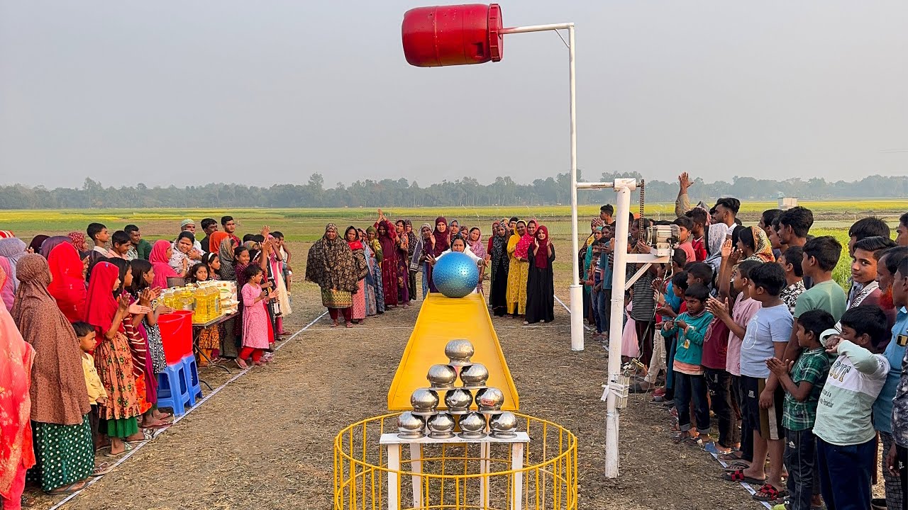 গ্রামের সকল নারীরা জিম বল দিয়ে ঘটির টাওয়ার ভাঙ্গার মজার খেলাতে মেতে উঠলেন !