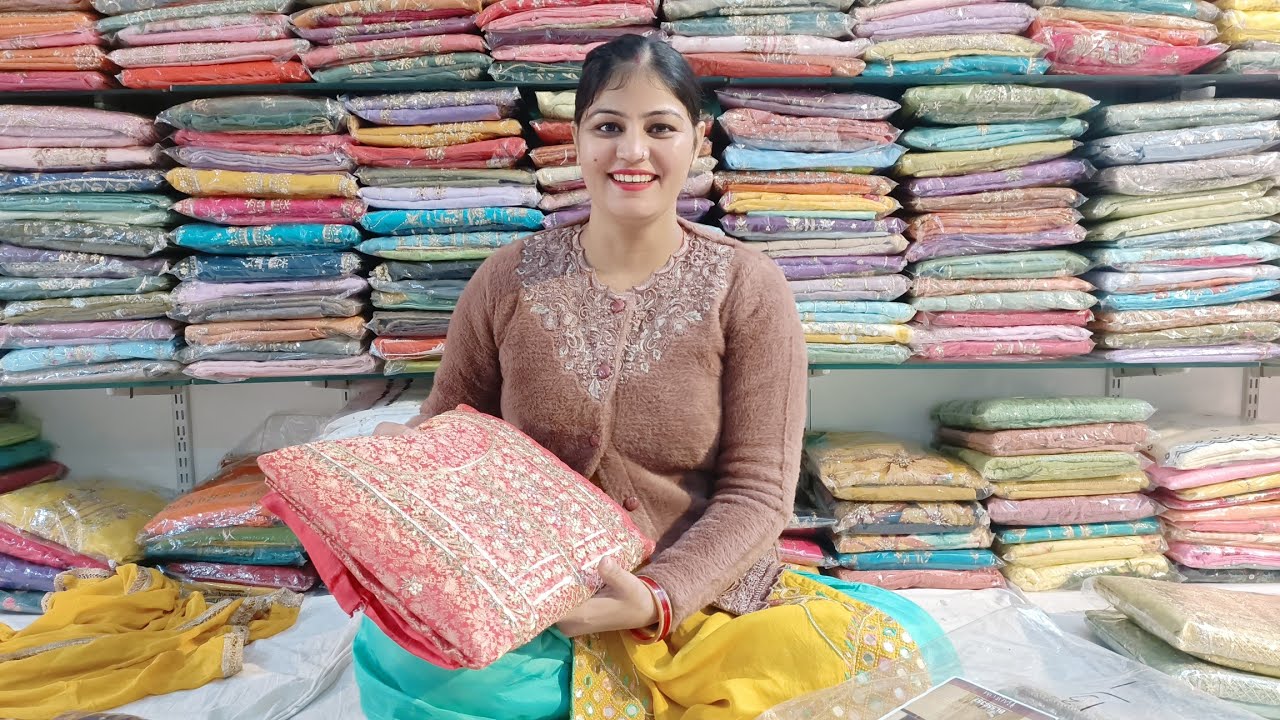 नई नई वैरायटी के सूट#celebrity design wale#8307876703(20.12