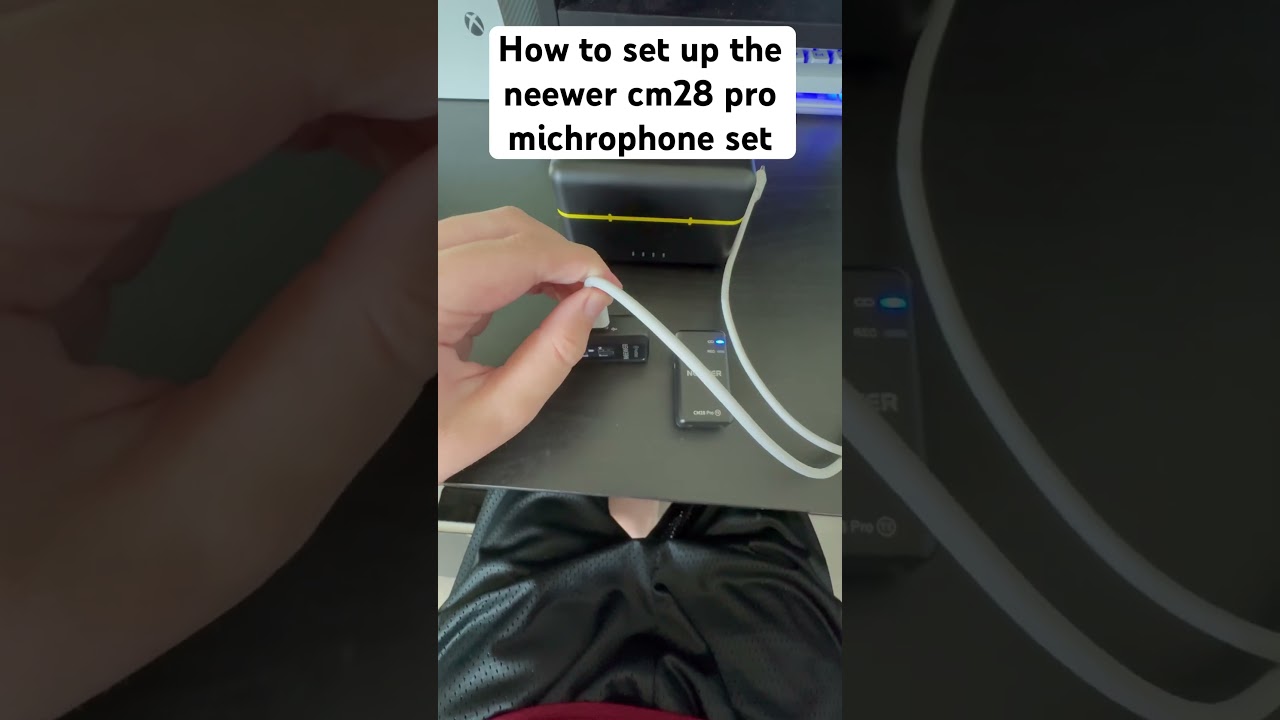 How to set up the Neewer Mc28 pro wireless microphone set