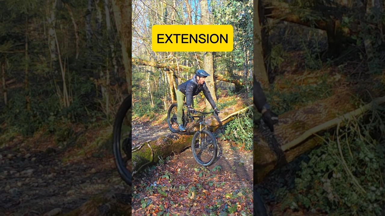 Sauter un tronc &agrave; vtt  ! Tu passes comment ?    #vtt #v&eacute;lo #bike #mtb