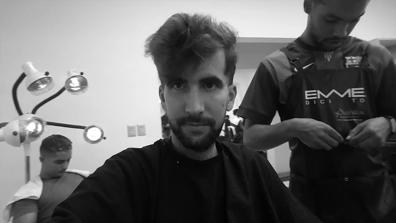 Un corte de cabello en Donde Dorian