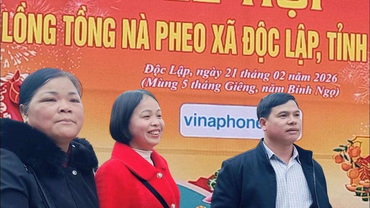Hứa Cẩn và Hoàng Bài, Hát đối đáp tại lễ hội Nà Phèo Xã Độc lập. @MuitrieuanhTV1444 