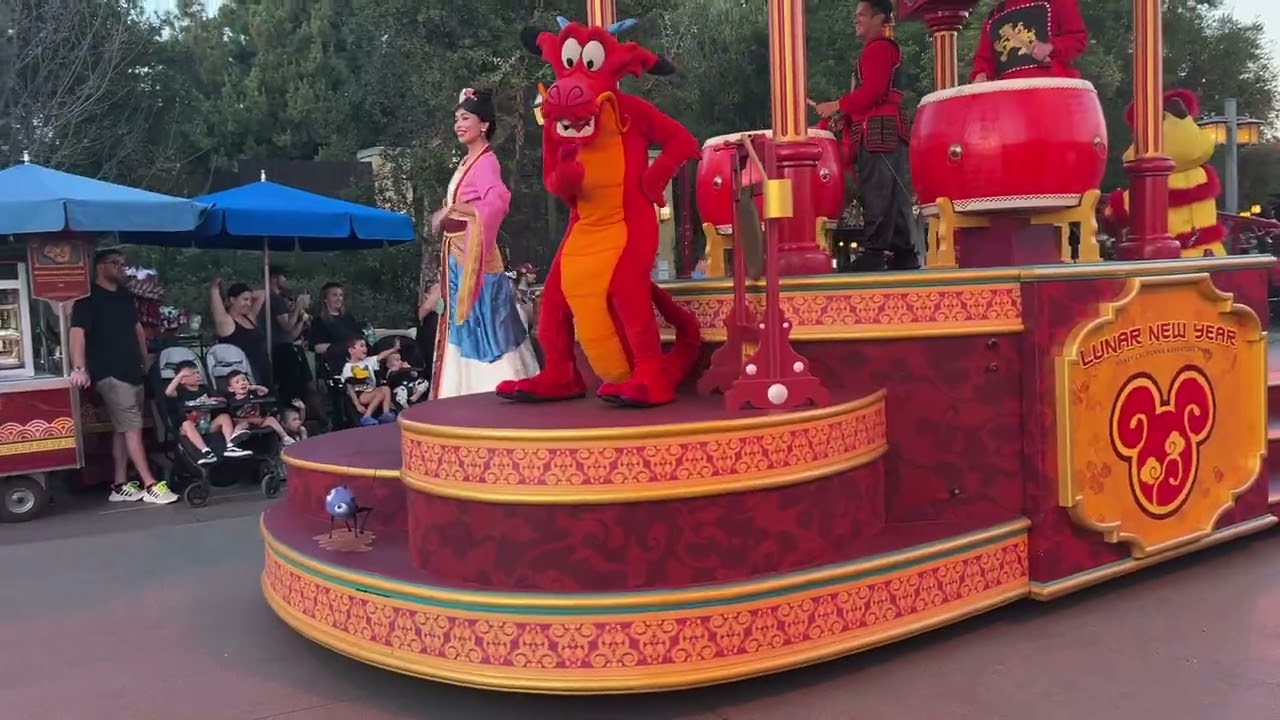 MY 1st ever LUNAR NEW YEAR AT DCA 