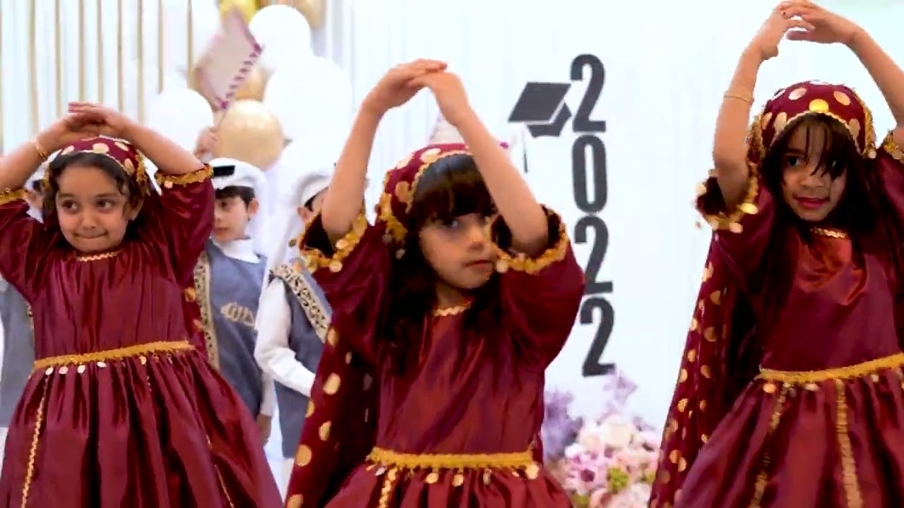 31 خريجاً ينيرون سماء إحتفالية روضة أطفال الشعبة الأهلية لدفعة عام1443هـ/2022م