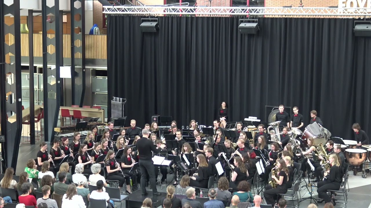 Puenteareas - R. Soutullo (arr. Roy J. Weger) - Performed by Student Orchestra QHarmony