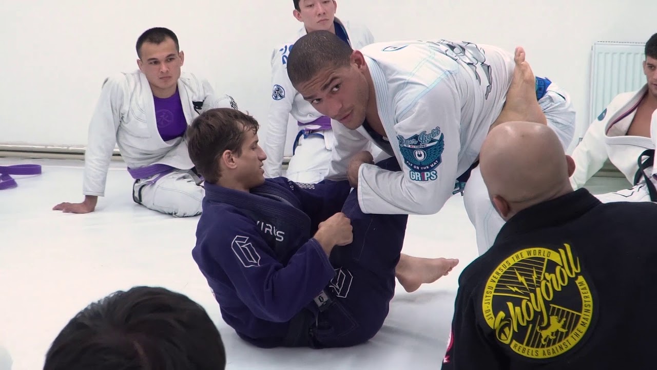Treinando jiu-jitsu no Casaquist&atilde;o