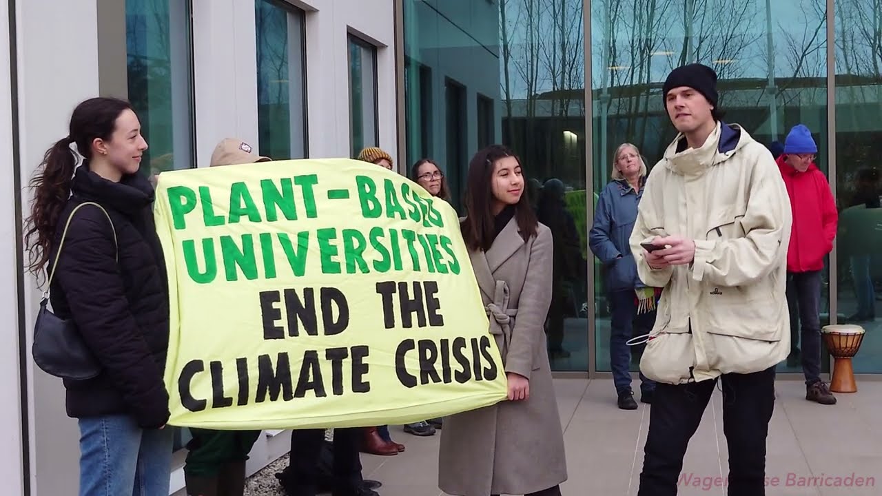Klimaatalarm Wageningen bij het Friesland Campina gebouw - part 3