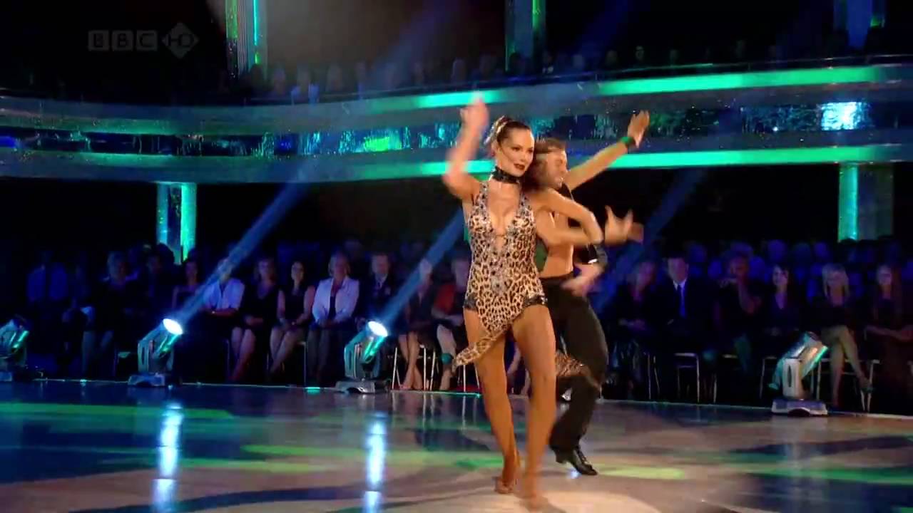 Kara Tointon & Artem Chigvintsev - Chacha - Strictly Come Dancing - Week 1 - Long Edit