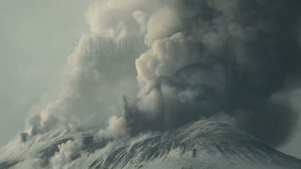 ETNA 27.12.2025  LE ONDE D'URTO.