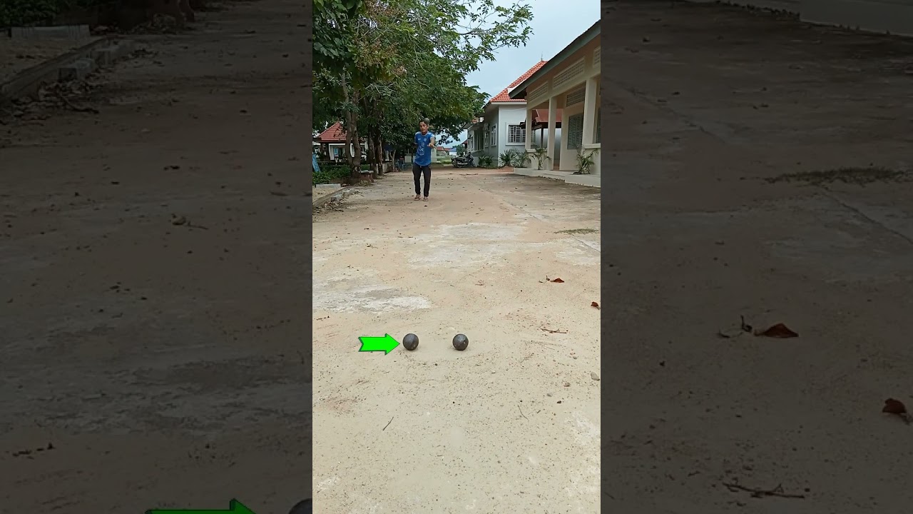 Two pointing#boules#videos petanque