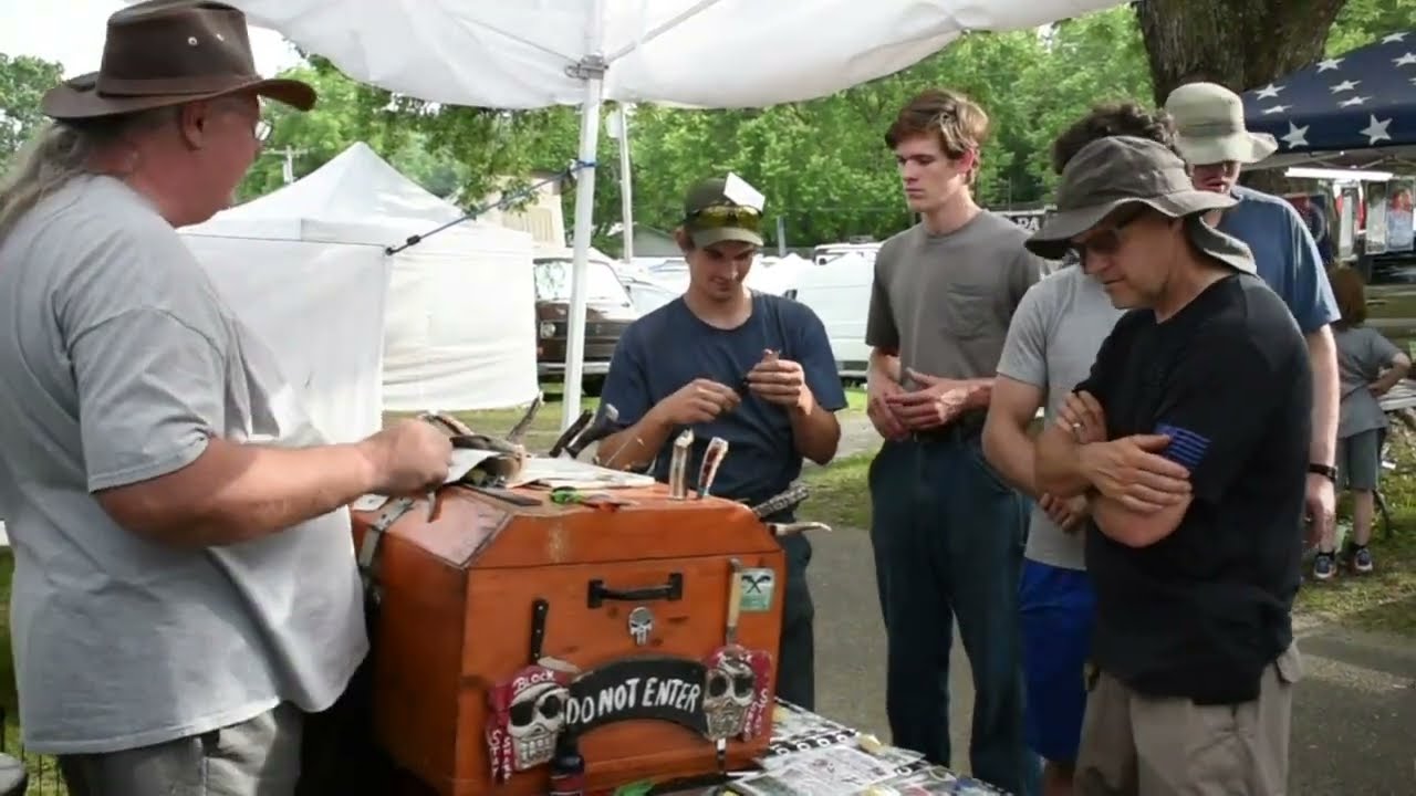 Knife Sharpening for Beginners to pros, Hottest selling knife sharpener in Friendship flea market.