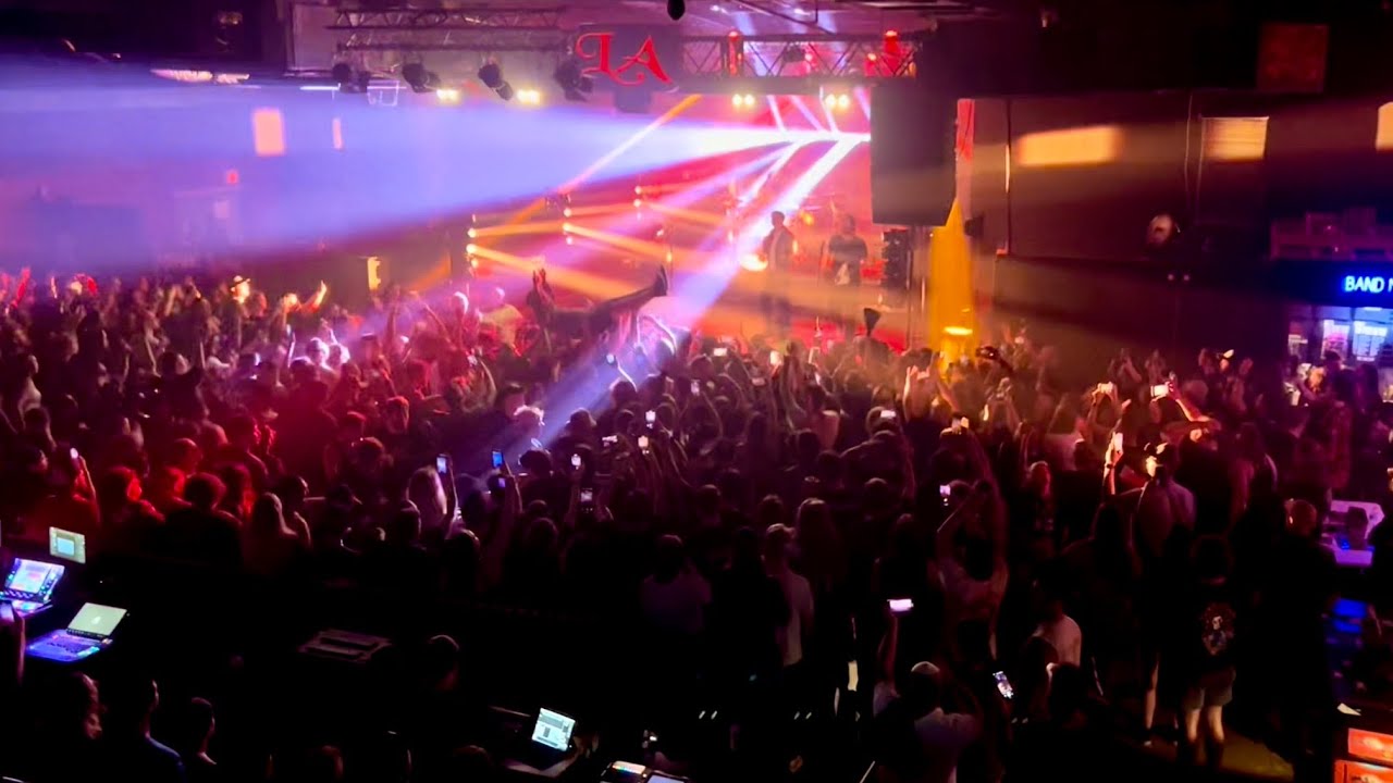 Sold out show at Club LA in Destin (The Plot in You and Currents)