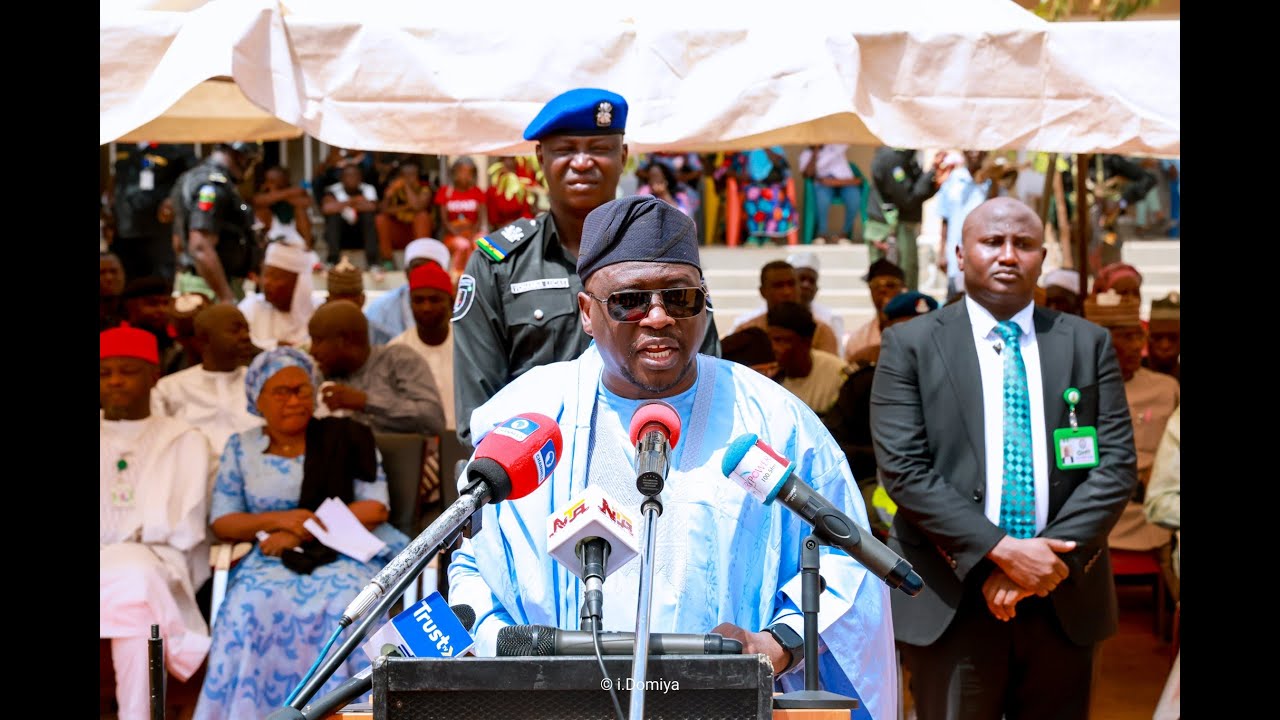 LIVE [ADAMAWA]: INAUGURATION OF THE FEDERAL HOUSING ROAD PROJECT IN BAJABURE, YOLA