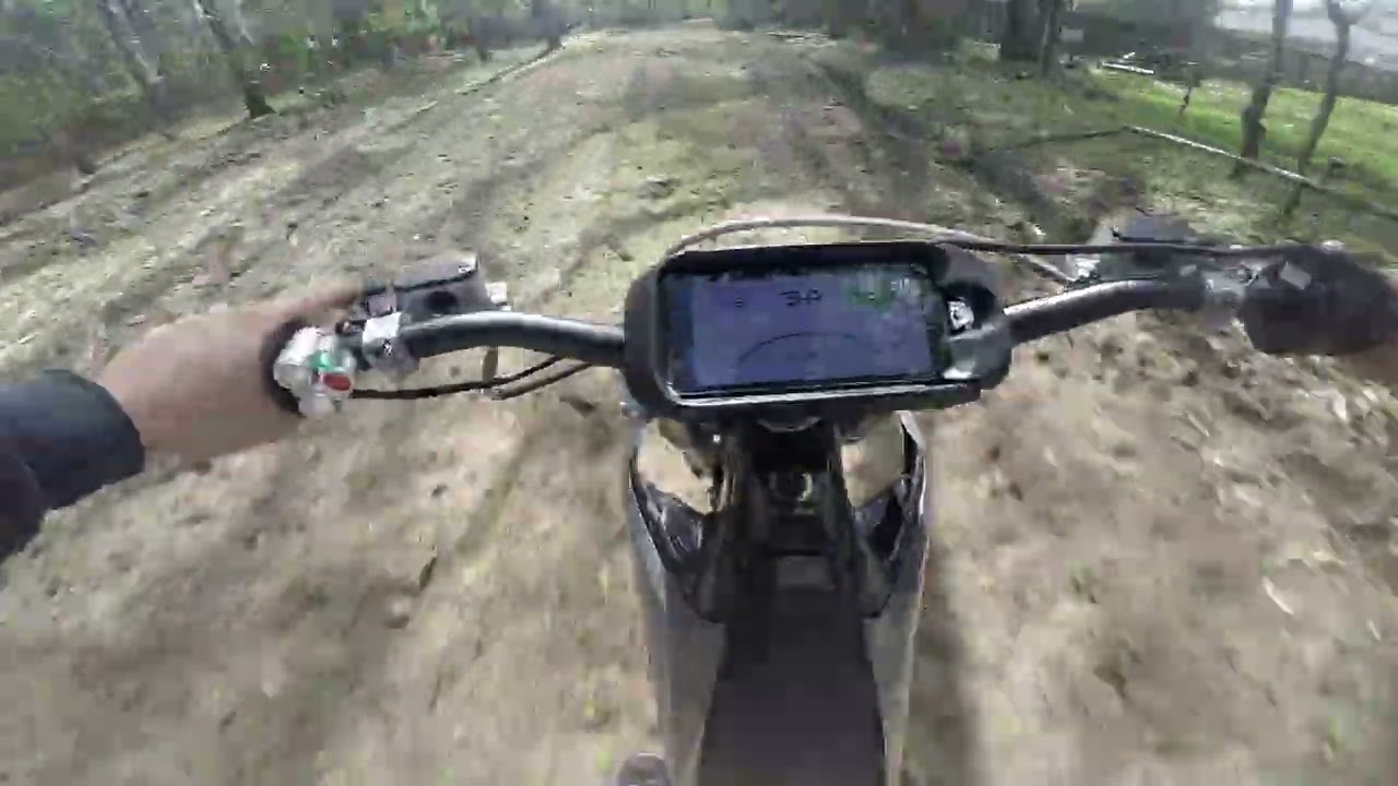 Stark Varg trail ride