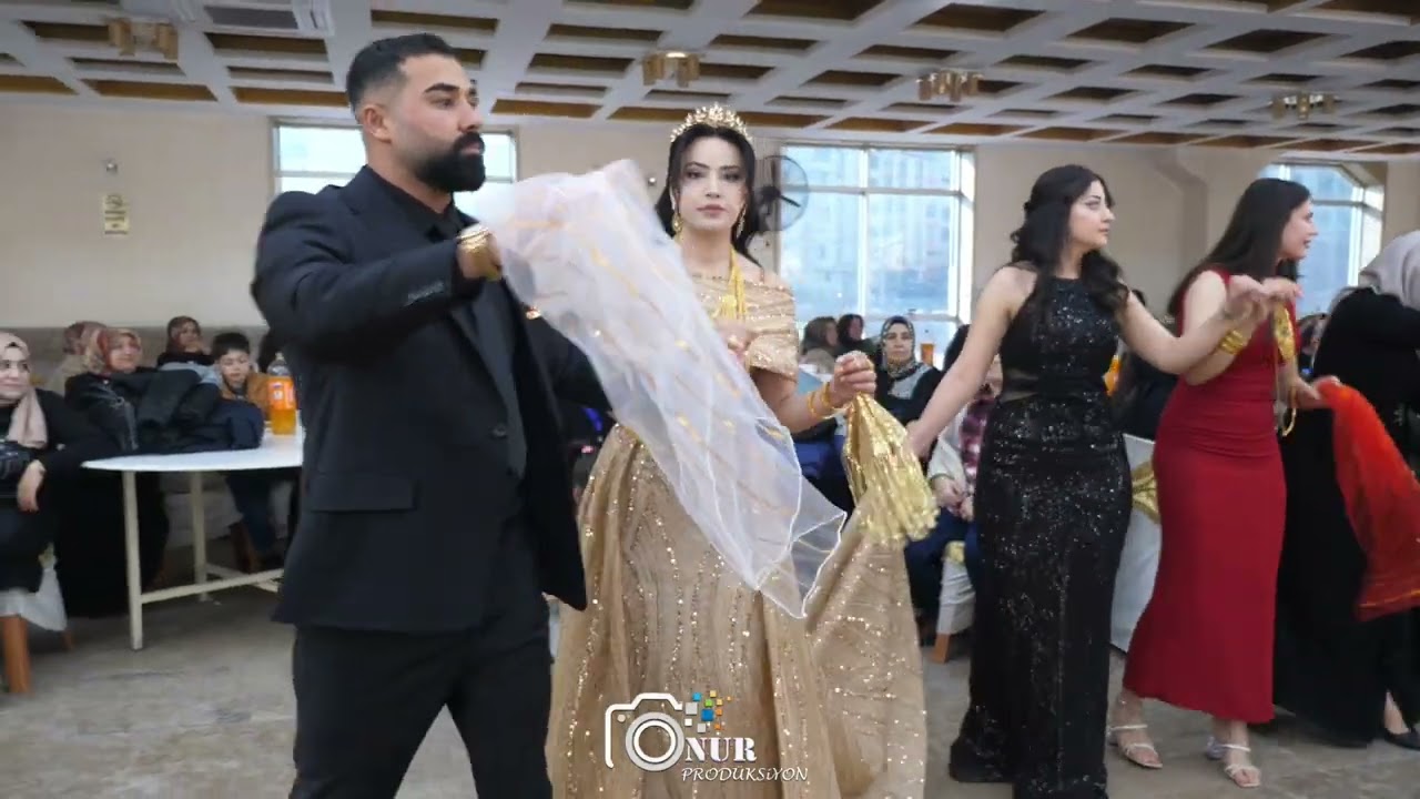 İZOLLU MEMET'İN KIZININ  NİŞAN TÖRENİ (KADİR İZOLLU & EKİBİ )
