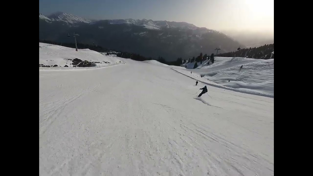 Early Morning Skiing &ndash; Piste 5 & 6 Hochf&uuml;gen-Hochzillertal | Perfect Corduroy 