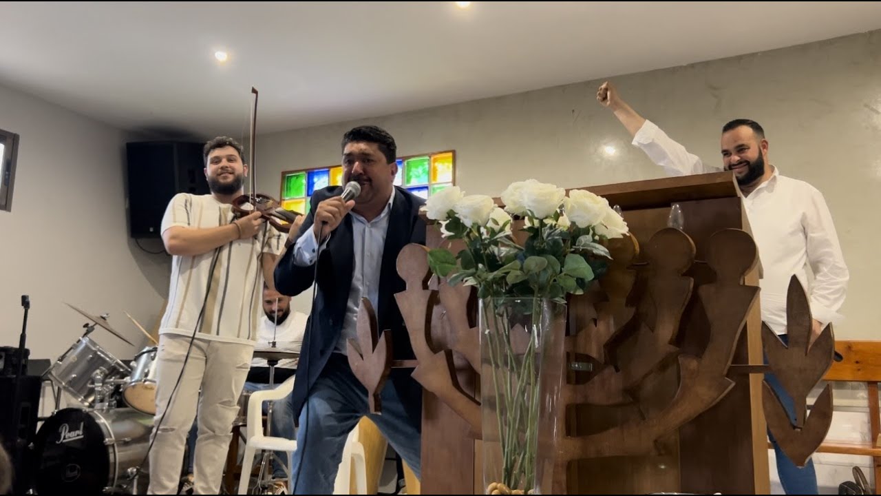 Jose El Negro, Alfredo De Palencia y Arturo De La Roda En La Iglesia De Villajoyosa