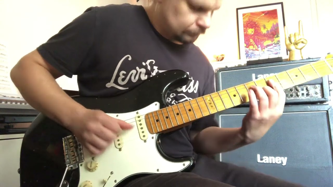 Take one! Dire Straits - Sultans of Swing (bedroom guitar cover)