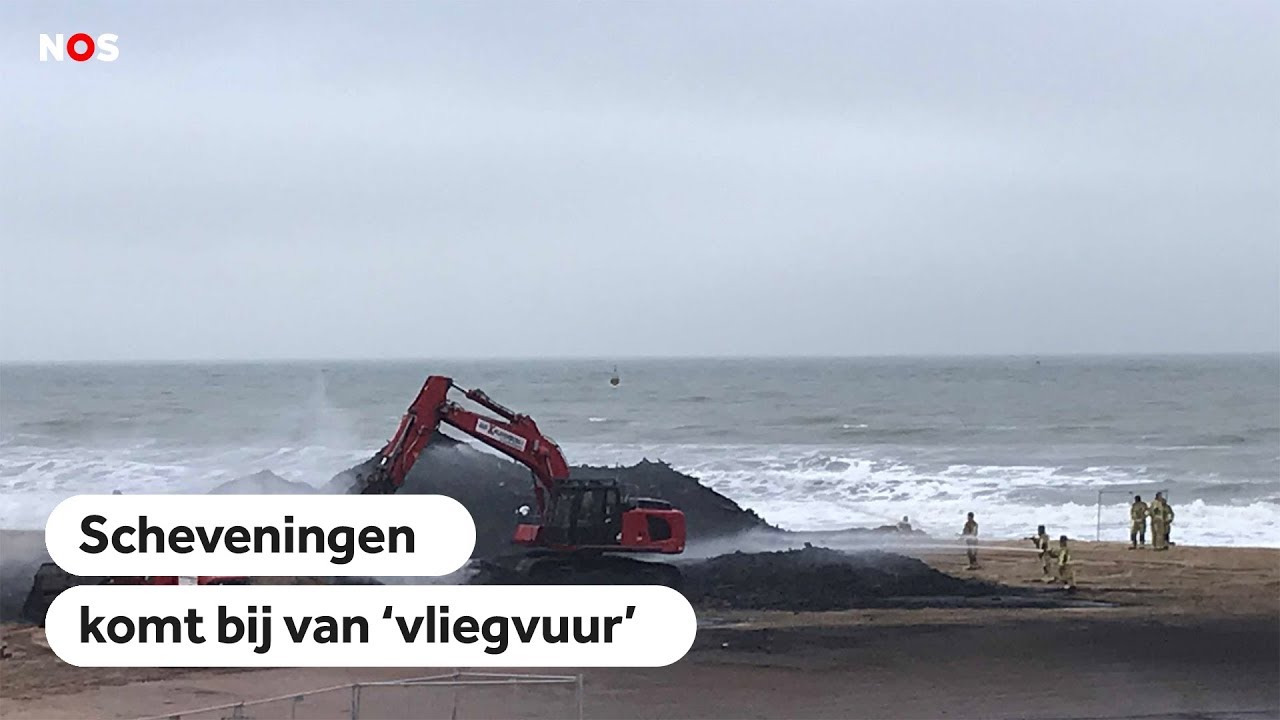 LIVE: Scheveningen herstelt van vonkenregen Nieuwjaar