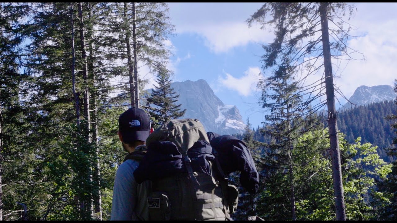 Stille Nacht im Biwak – Wildnis & Begegnung in den Alpen (4K)