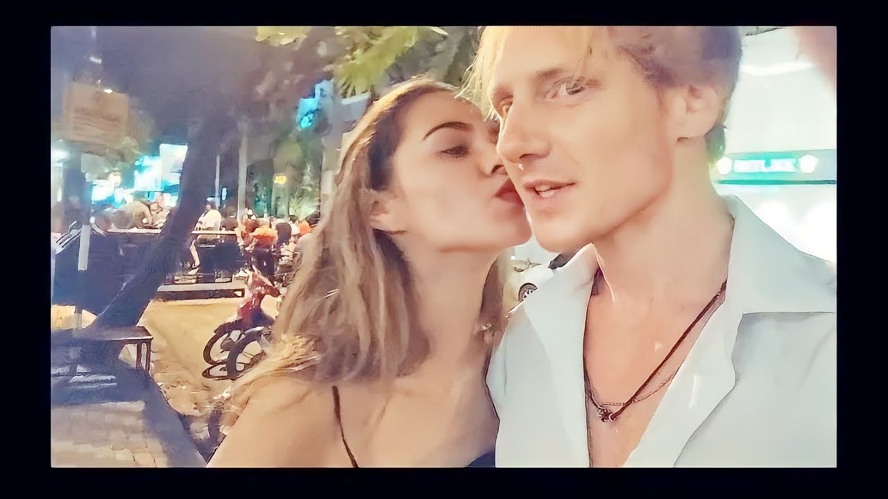 British guy picks up american girls