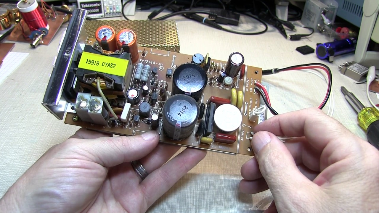 #258: Журнал ремонта: Yaesu FT-736R, переподключение внутреннего блока питания | замена электроли...