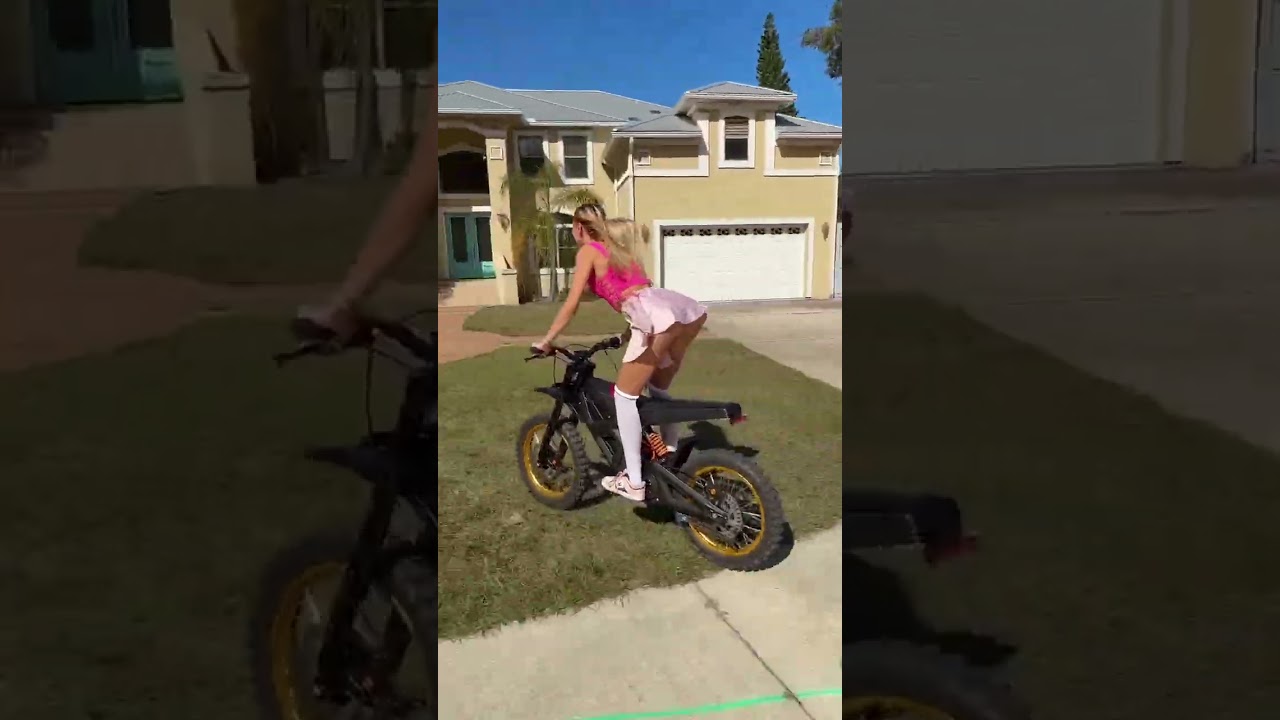 Mini electric dirt bike from