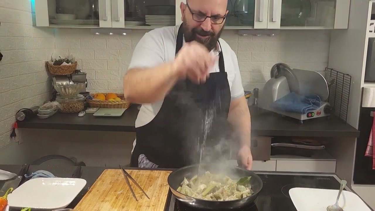 Orata al forno con patate e carciofi