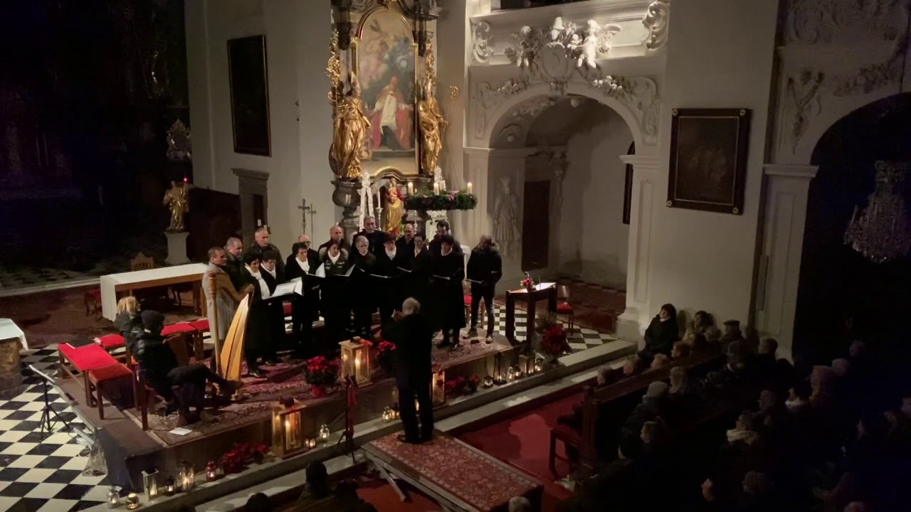 Is finster drausst - Familienchor Steinbauer