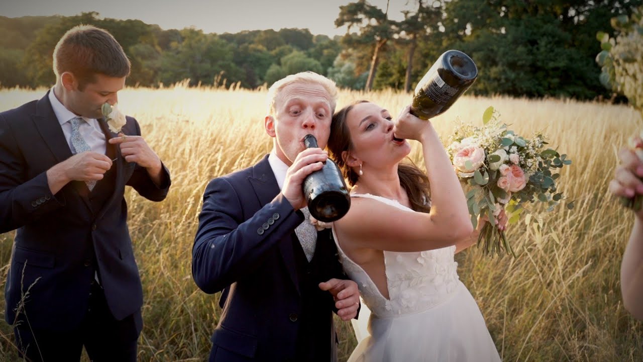 A Tubbtastic Wedding Day! // Oak Tree Barn, Tonbridge