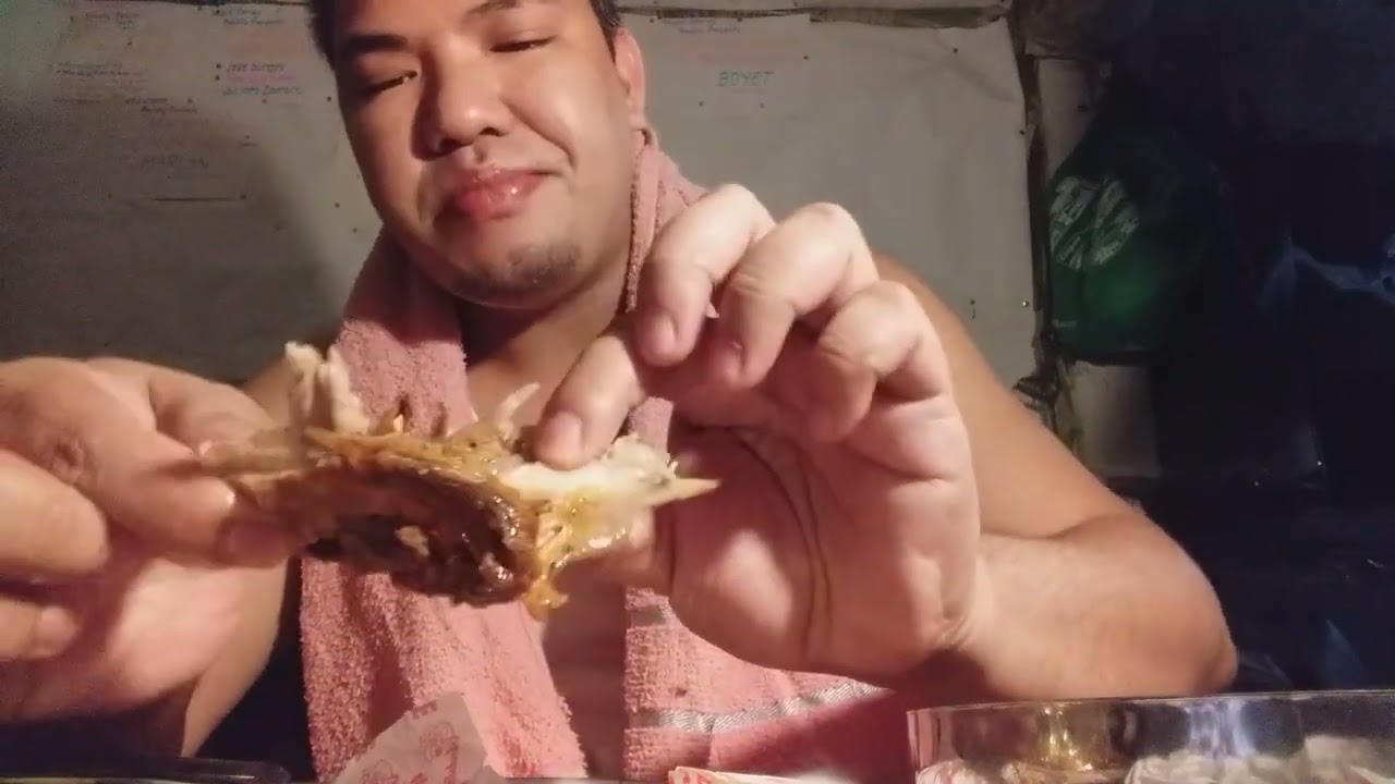 MUKBANG:ROASTED CHICKEN+GINATAANG PUSO NG SAGING courtesy of Ms. Kat asistol