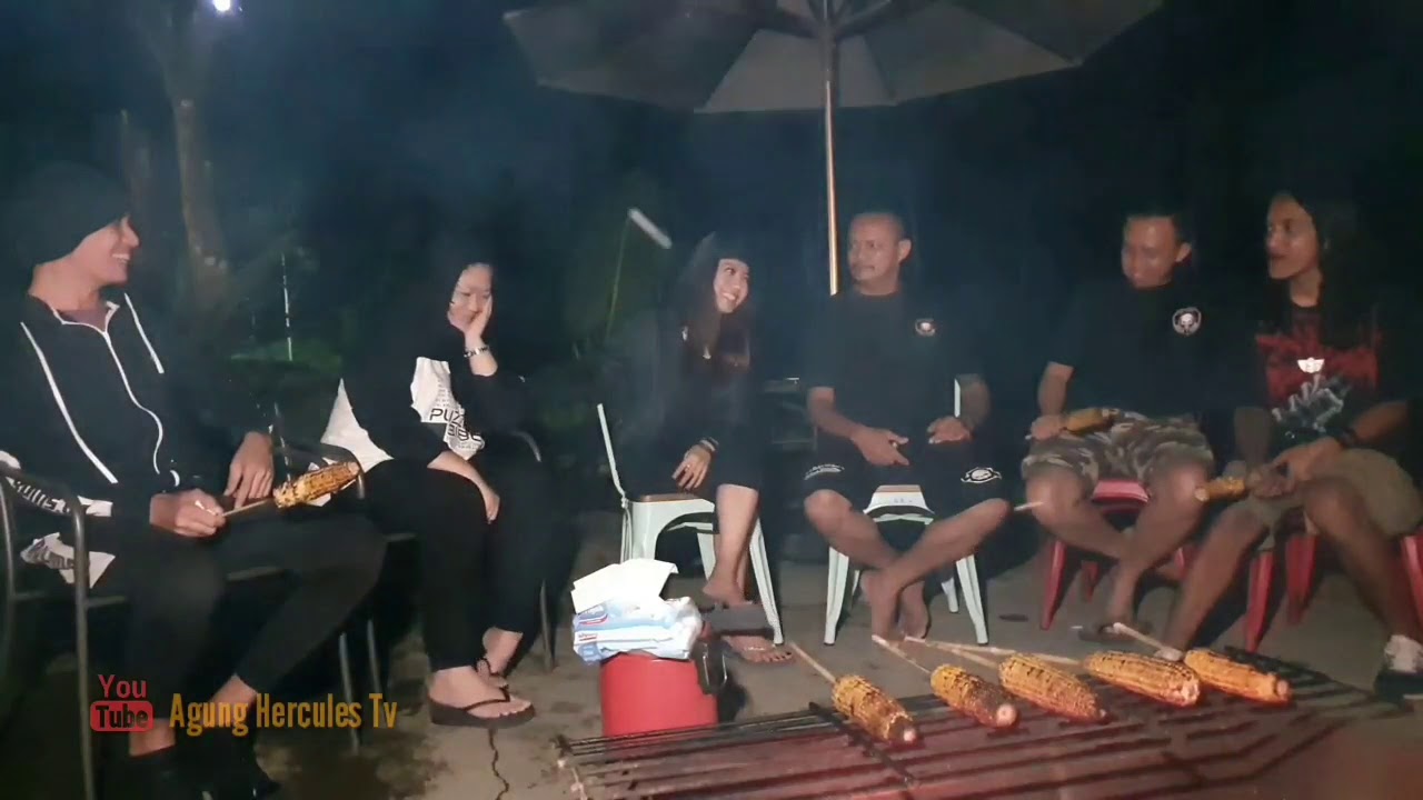 kenangan agung hercules, api unggun bersama kawan-kawan