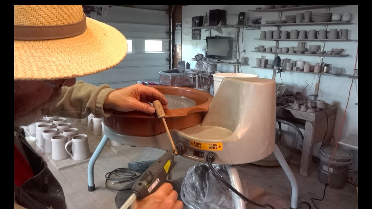 Improvements to my Speedball Artista tabletop wheel !  with Simon Leach