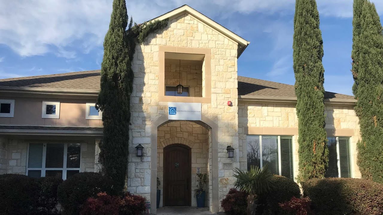 Assisted living facility in Dallas, Texas | Manchester Care Homes ✓