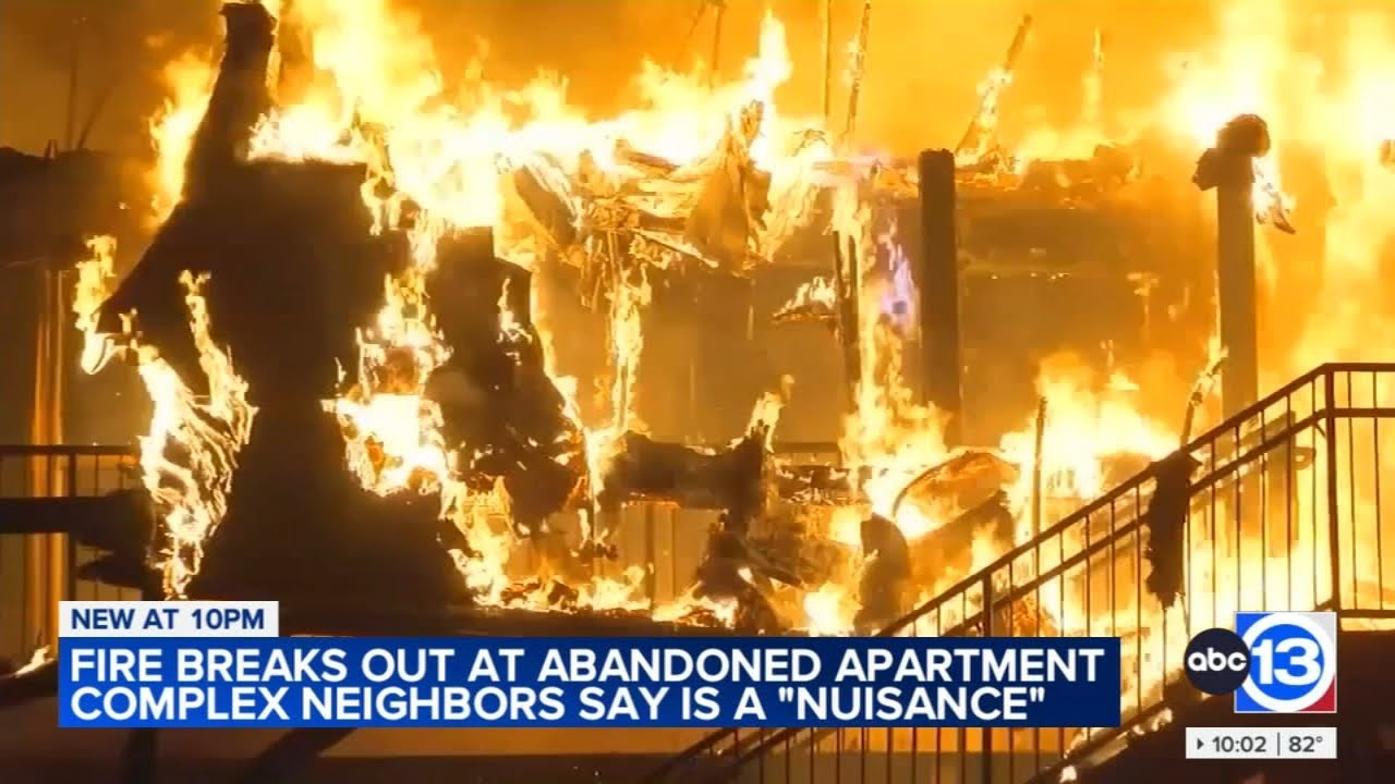 Fire erupts again at long-vacant Spring Branch apartment complex amid purchase deal