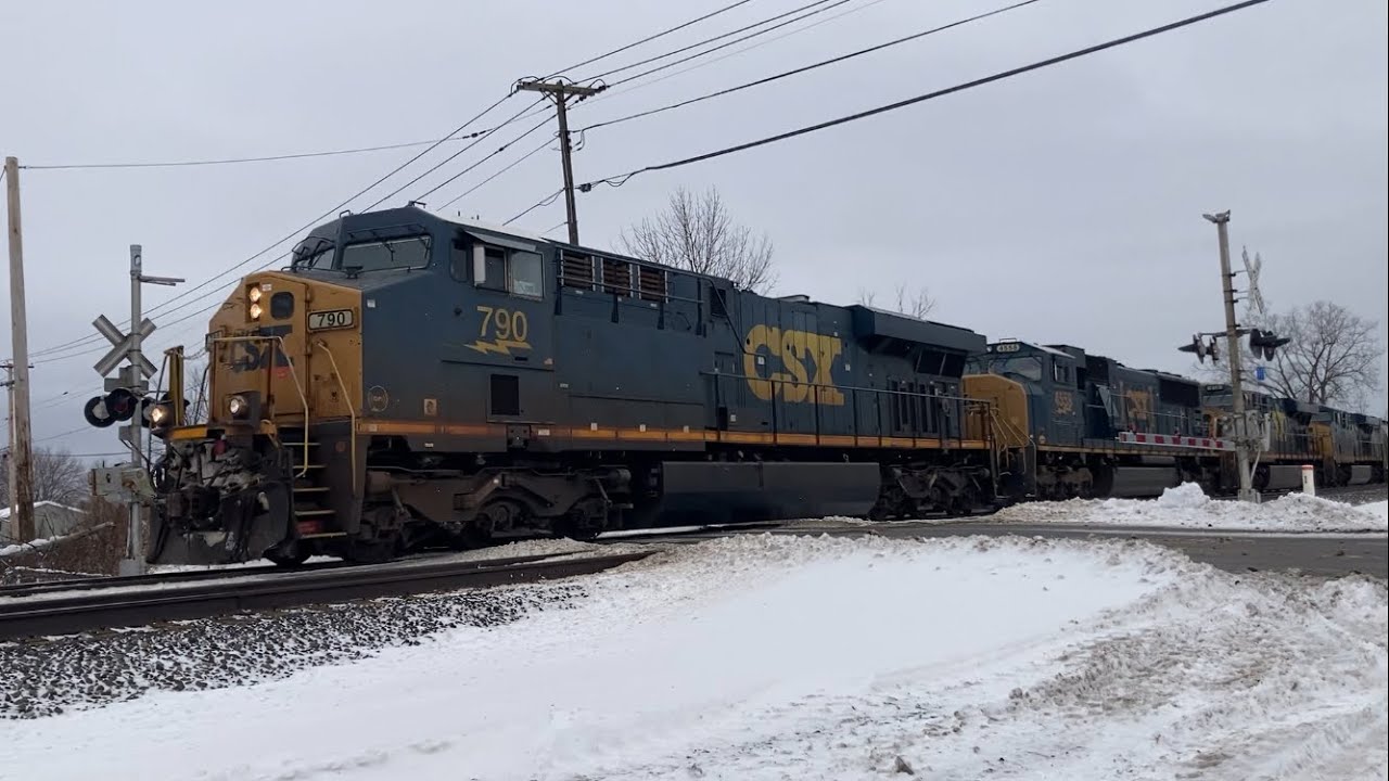 5 locomotives and a horn salute! 