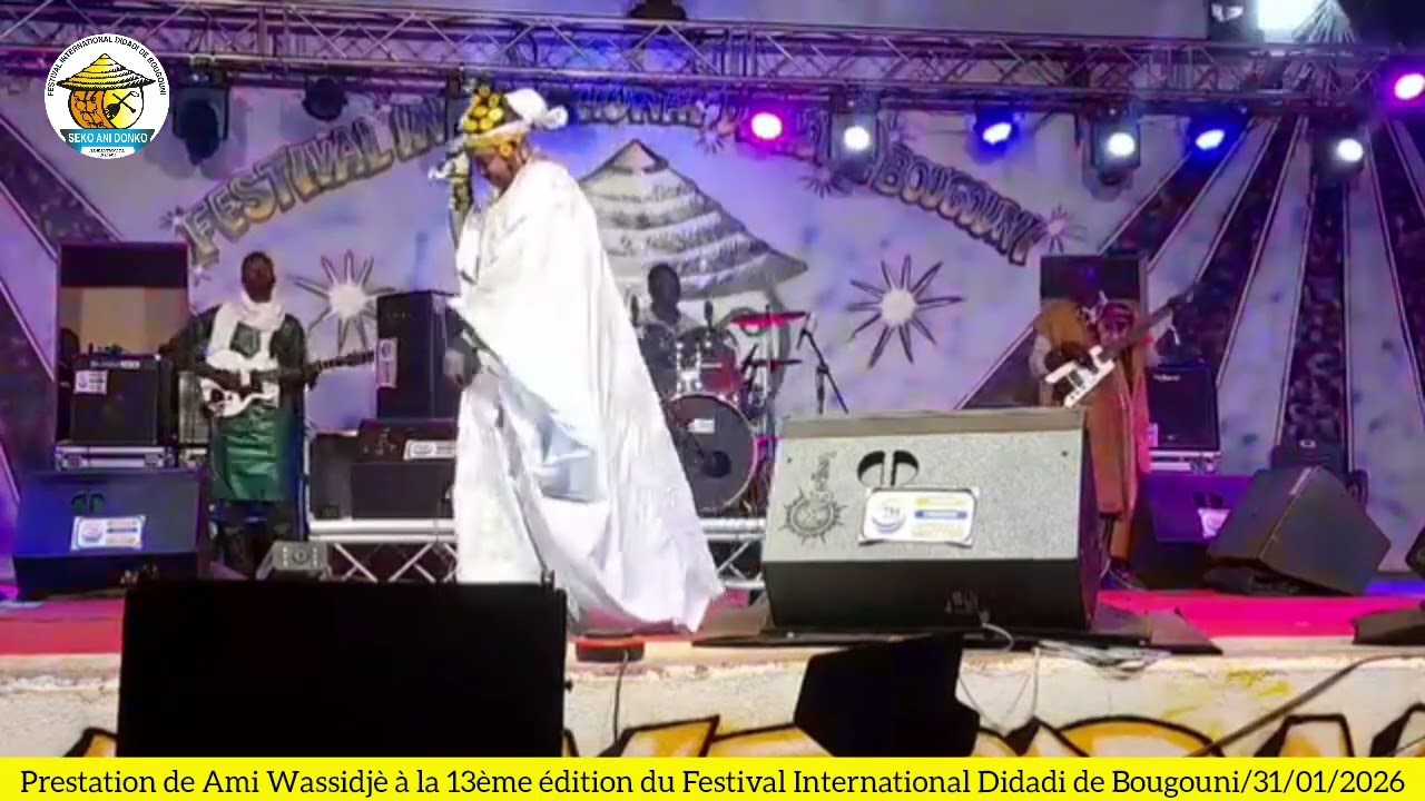Prestation de Ami Wassidjè à la 13ème édition du Festival International Didadi de Bougouni