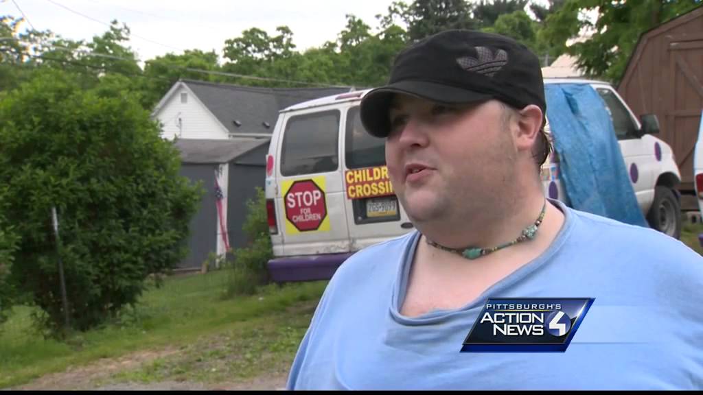 Woman tries to rob Uniontown ice cream man; fires shots into truck