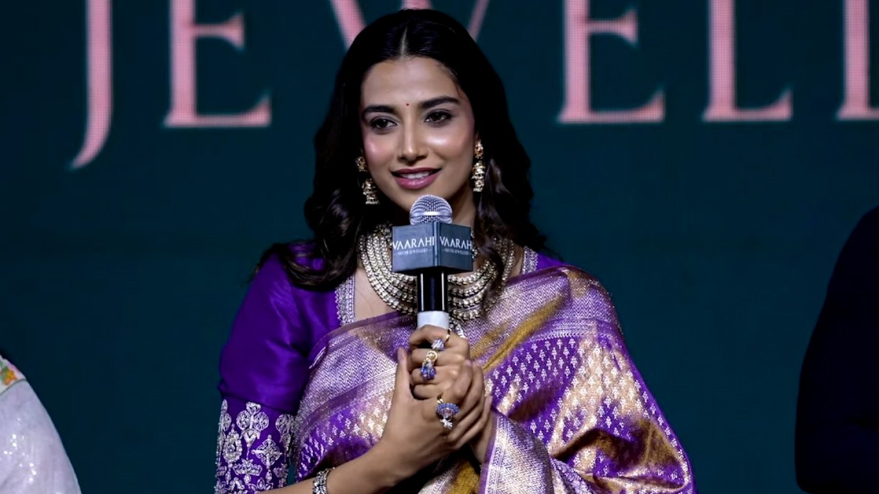 Actress Meenakshi Chaudhary Speech @ Vaarahi Silver Jewellery Grand Launch