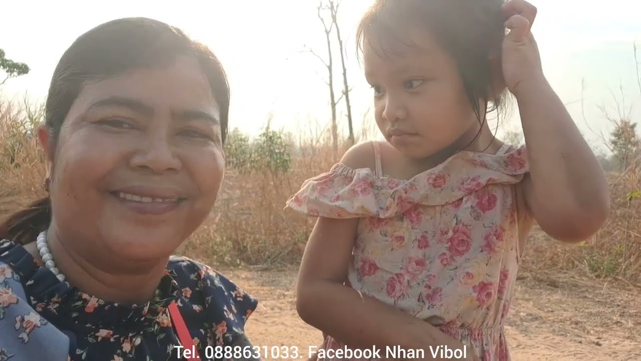 អ្នកភូមិអូក្សាន្តនាំគ្នាដុតធ្យូងគ្រប់ផ្ទះ